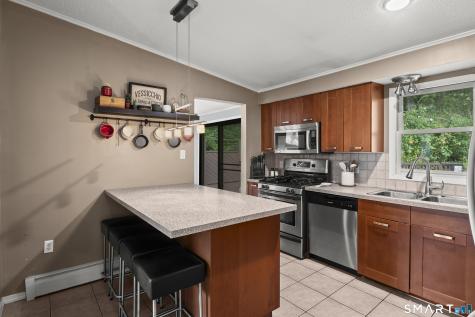 138 Sylvan Hills Road East Haven CT 06513