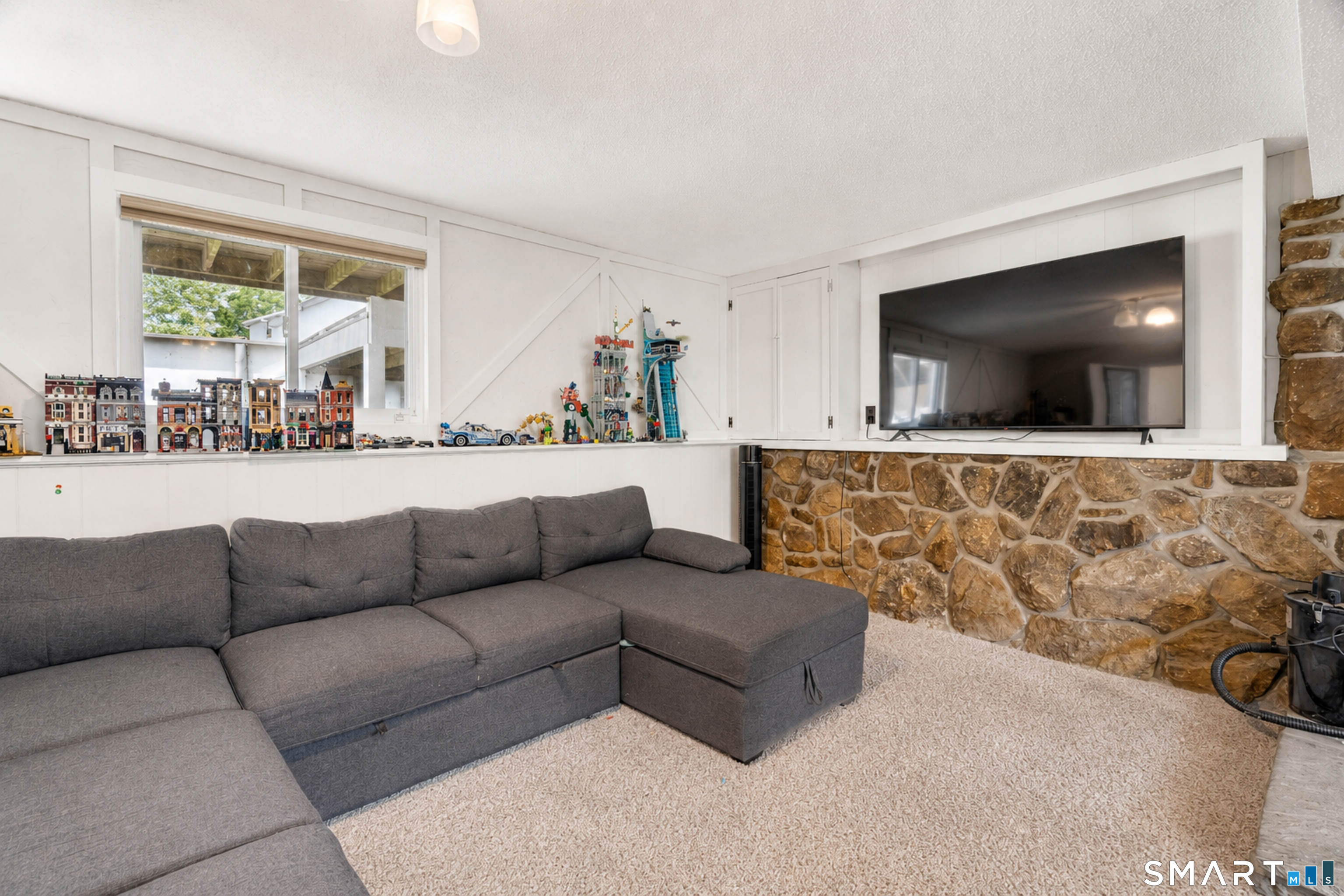 105 High Street South Windsor CT 06074