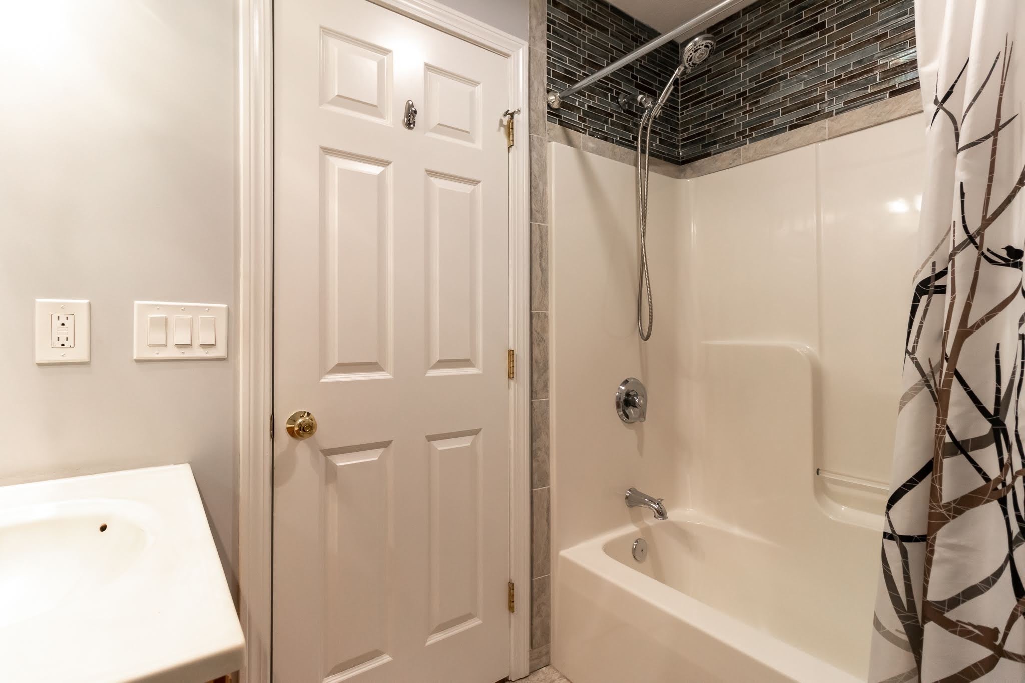 1001 Suffield Street Suffield CT 06078