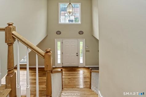 29 Commodore Hull Drive Derby CT 06418