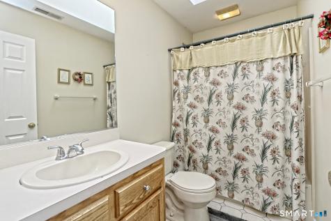 29 Commodore Hull Drive Derby CT 06418