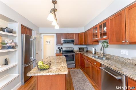 366 Charcoal Avenue Middlebury CT 06762