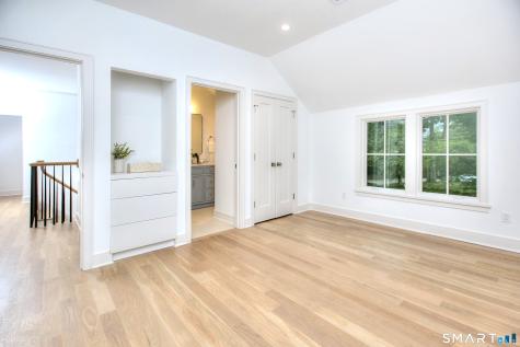 131 Sasco Hill Road Fairfield CT 06824