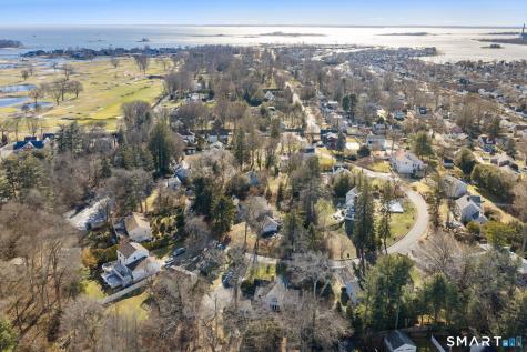 18 Cloverly Circle Norwalk CT 06855