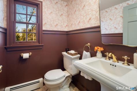 18 Cloverly Circle Norwalk CT 06855