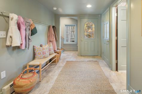 18 Cloverly Circle Norwalk CT 06855