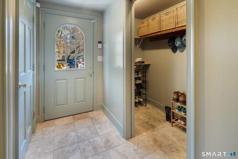 18 Cloverly Circle Norwalk CT 06855