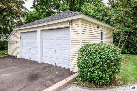 10 Crown Street Trumbull CT 06611