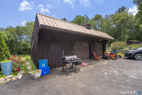 84 Dark Lantern Hill Road Killingly CT 06239
