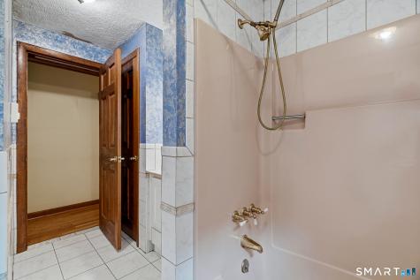 6 Blackwell Lane Old Lyme CT 06371