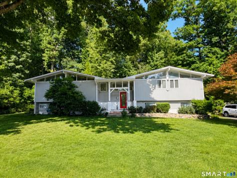 1 Bayberry Drive Brookfield CT 06804