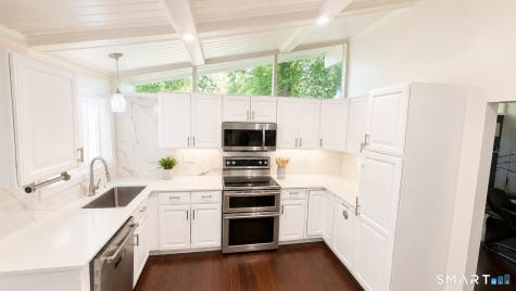 1 Bayberry Drive Brookfield CT 06804