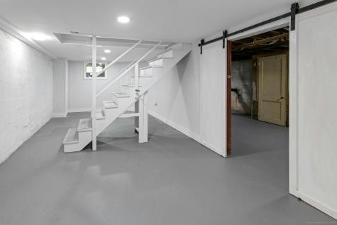 184 Merritt Street Bridgeport CT 06606