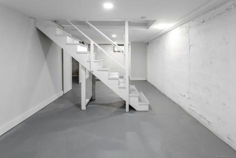 184 Merritt Street Bridgeport CT 06606