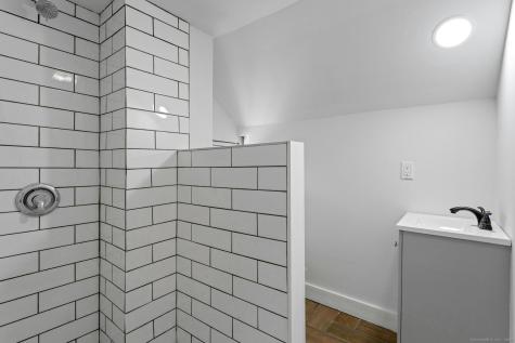 184 Merritt Street Bridgeport CT 06606