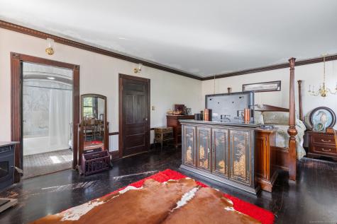 453 North Main Street Suffield CT 06078