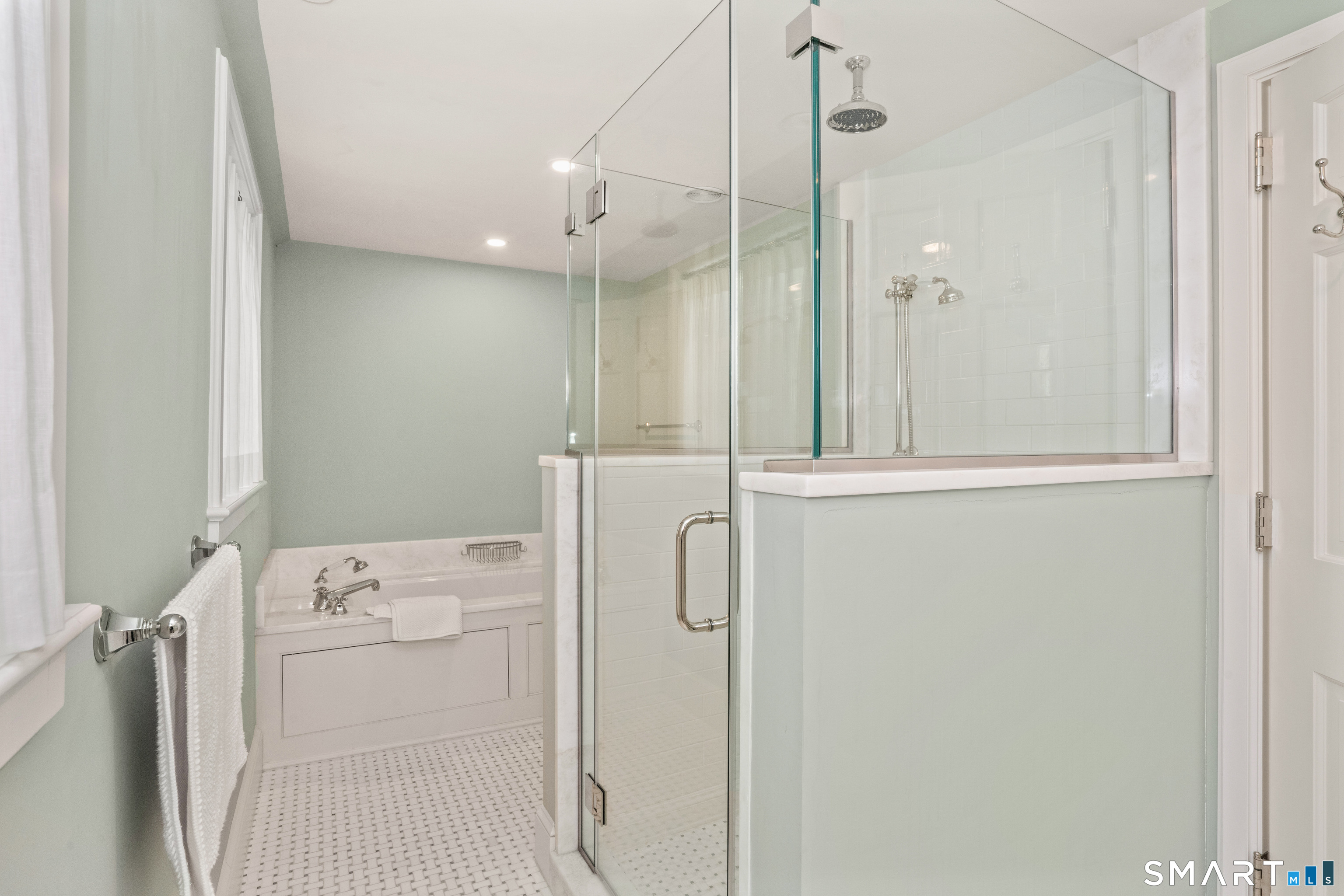 11 Stonebridge Lane West Hartford CT 06107