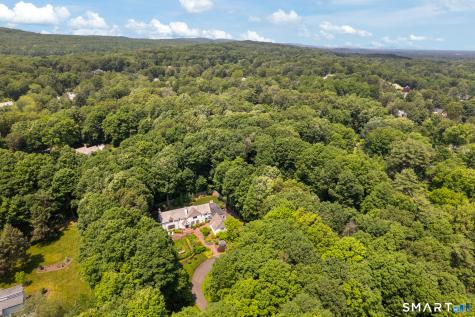 11 Stonebridge Lane West Hartford CT 06107