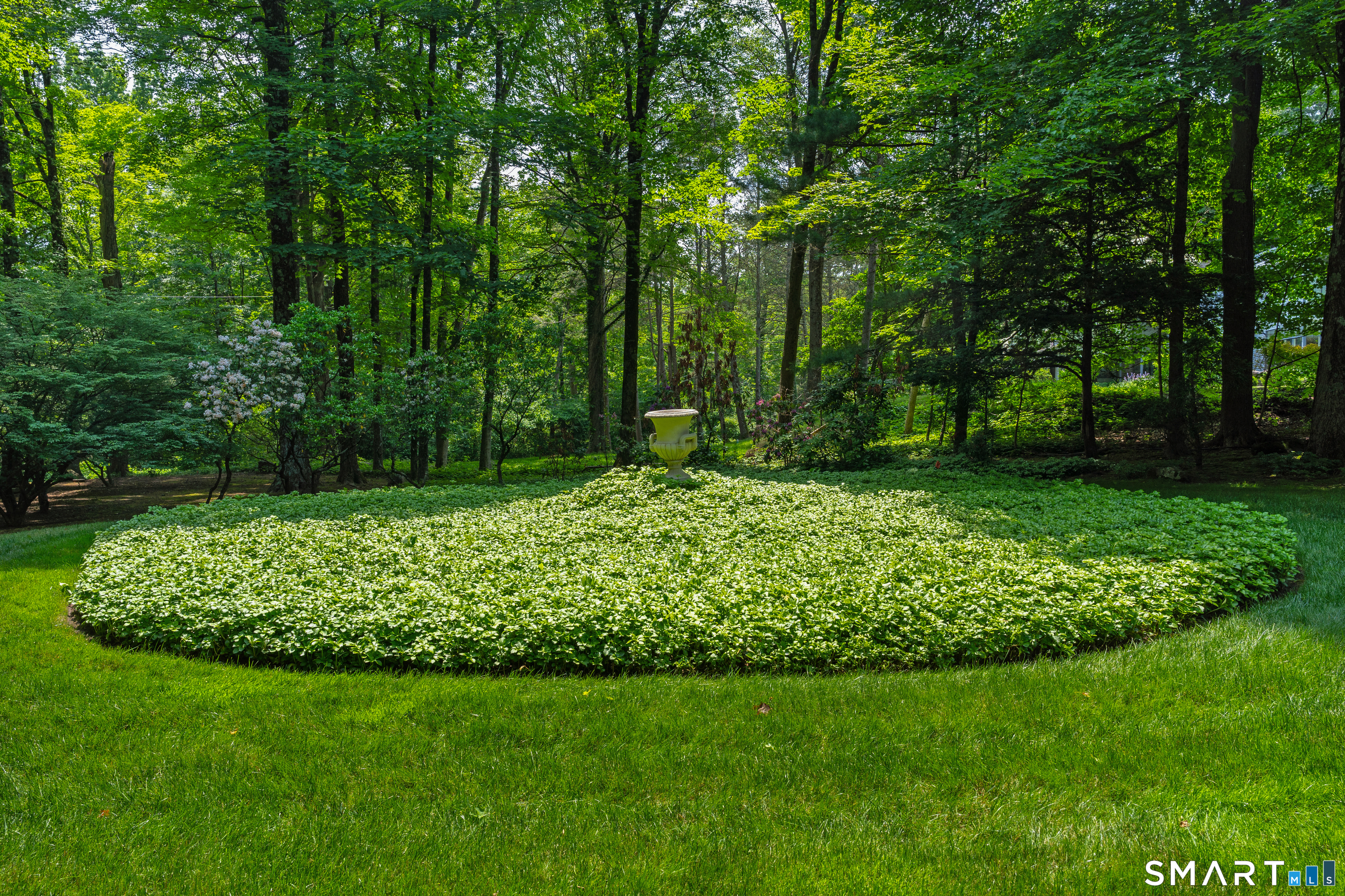11 Stonebridge Lane West Hartford CT 06107