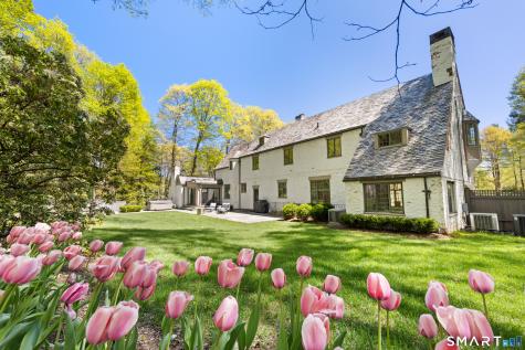 11 Stonebridge Lane West Hartford CT 06107