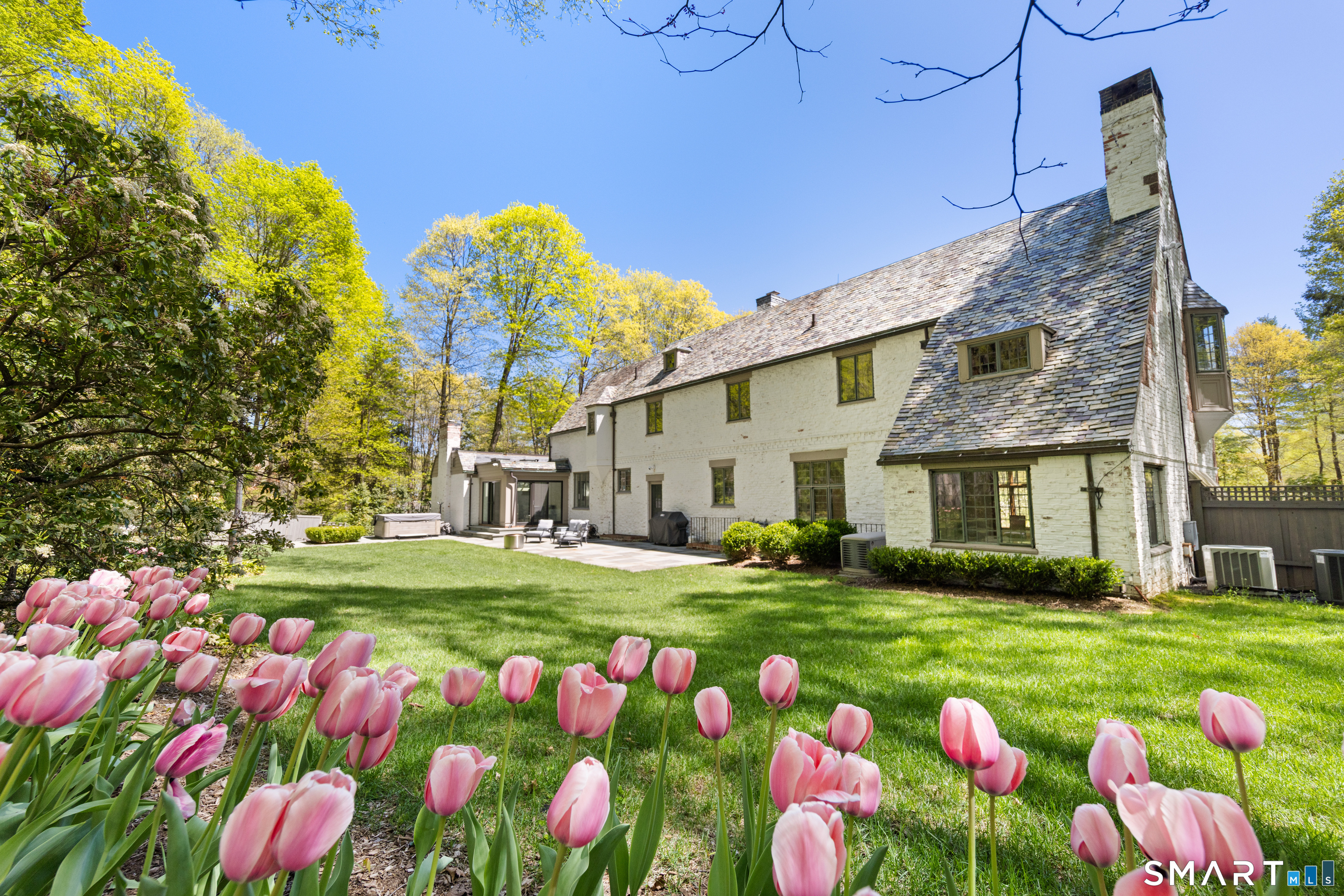 11 Stonebridge Lane West Hartford CT 06107