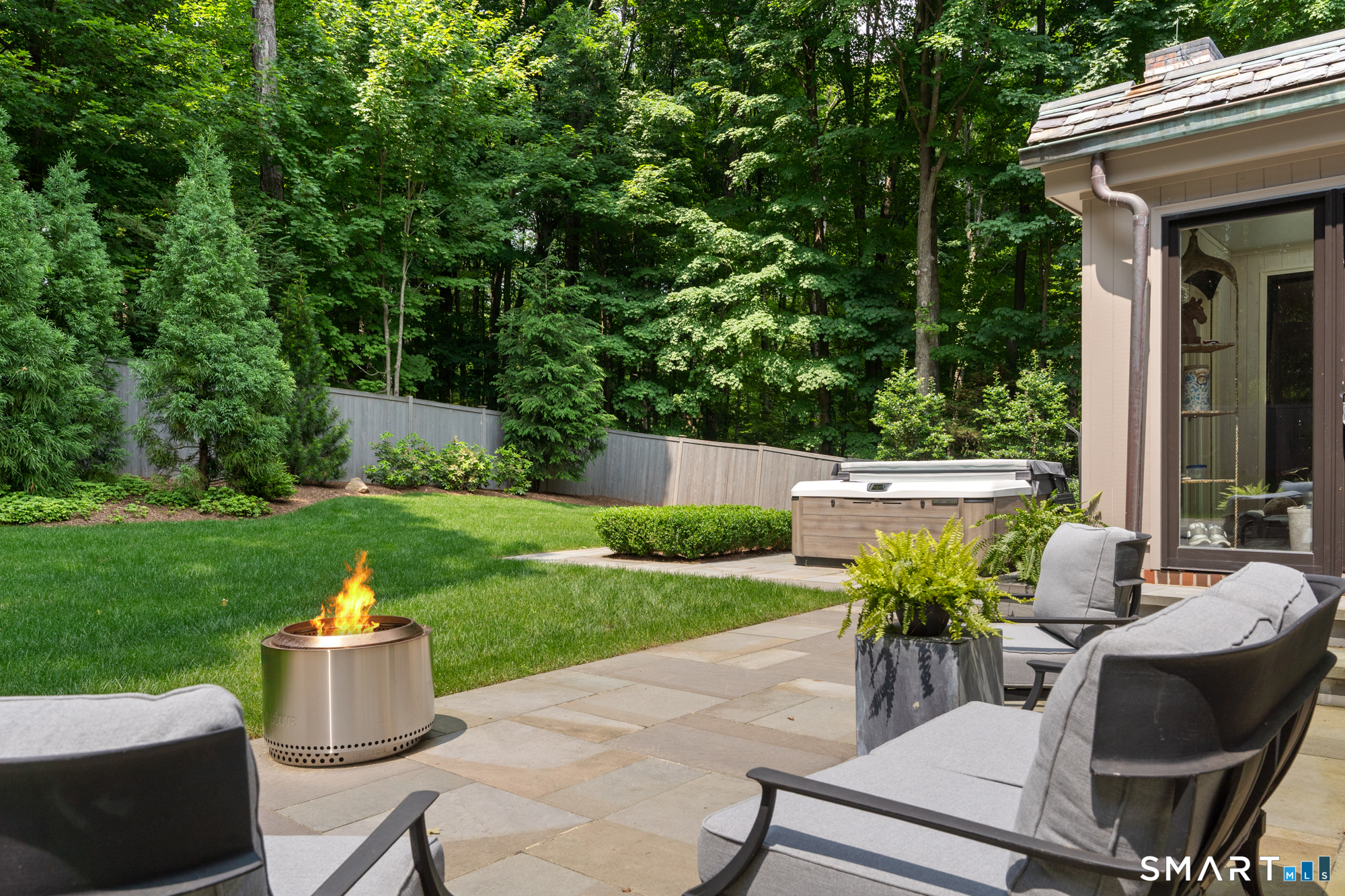 11 Stonebridge Lane West Hartford CT 06107