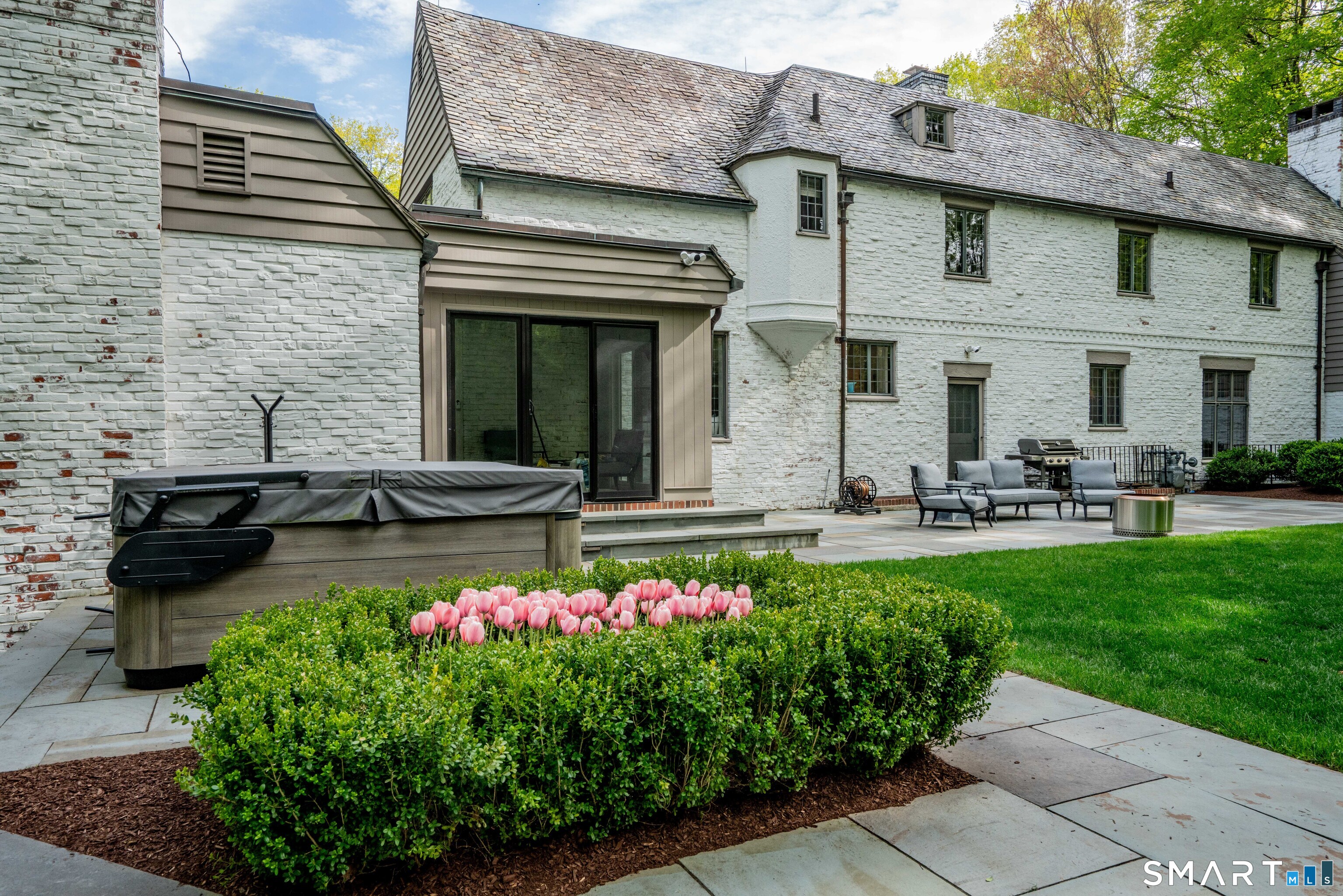 11 Stonebridge Lane West Hartford CT 06107