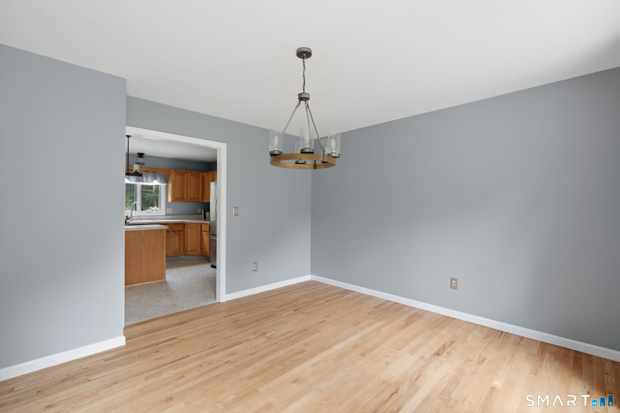 25 Carriage Drive East Hampton CT 06424
