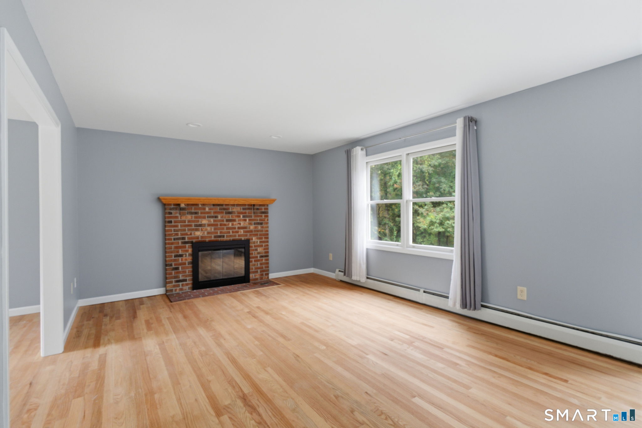 25 Carriage Drive East Hampton CT 06424