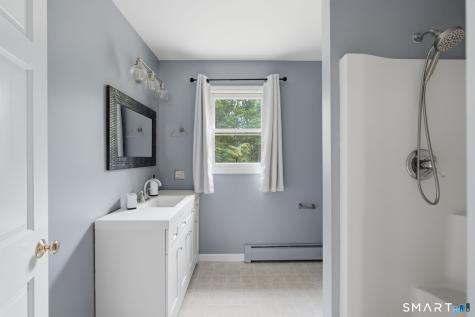 25 Carriage Drive East Hampton CT 06424