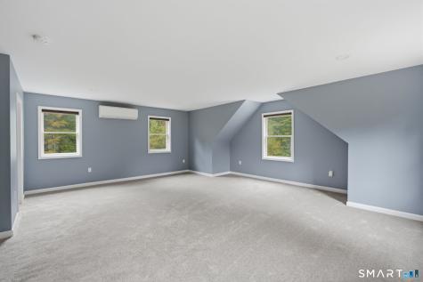 25 Carriage Drive East Hampton CT 06424