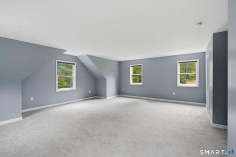 25 Carriage Drive East Hampton CT 06424