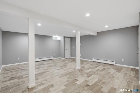 25 Carriage Drive East Hampton CT 06424