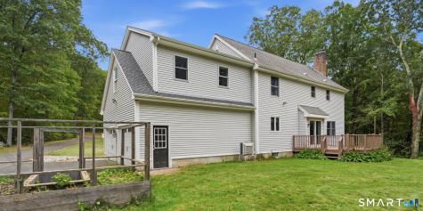 25 Carriage Drive East Hampton CT 06424