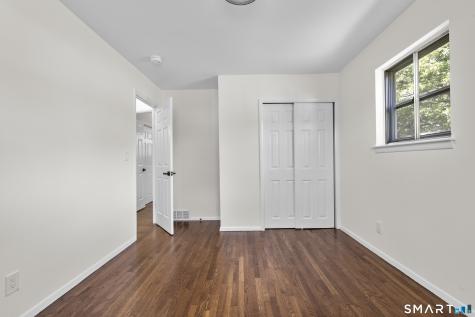 63 Eileen Road West Haven CT 06516