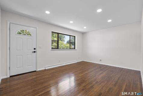 63 Eileen Road West Haven CT 06516
