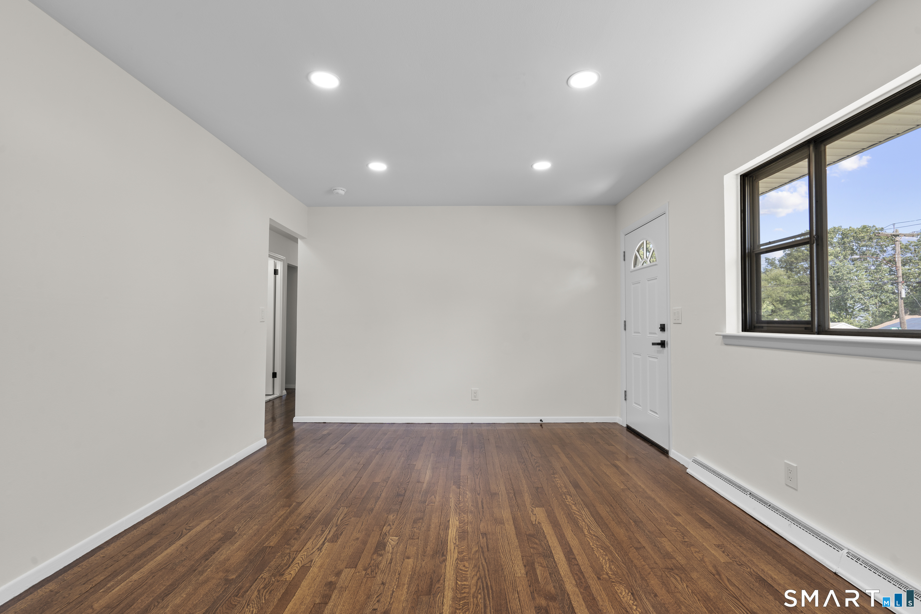 63 Eileen Road West Haven CT 06516
