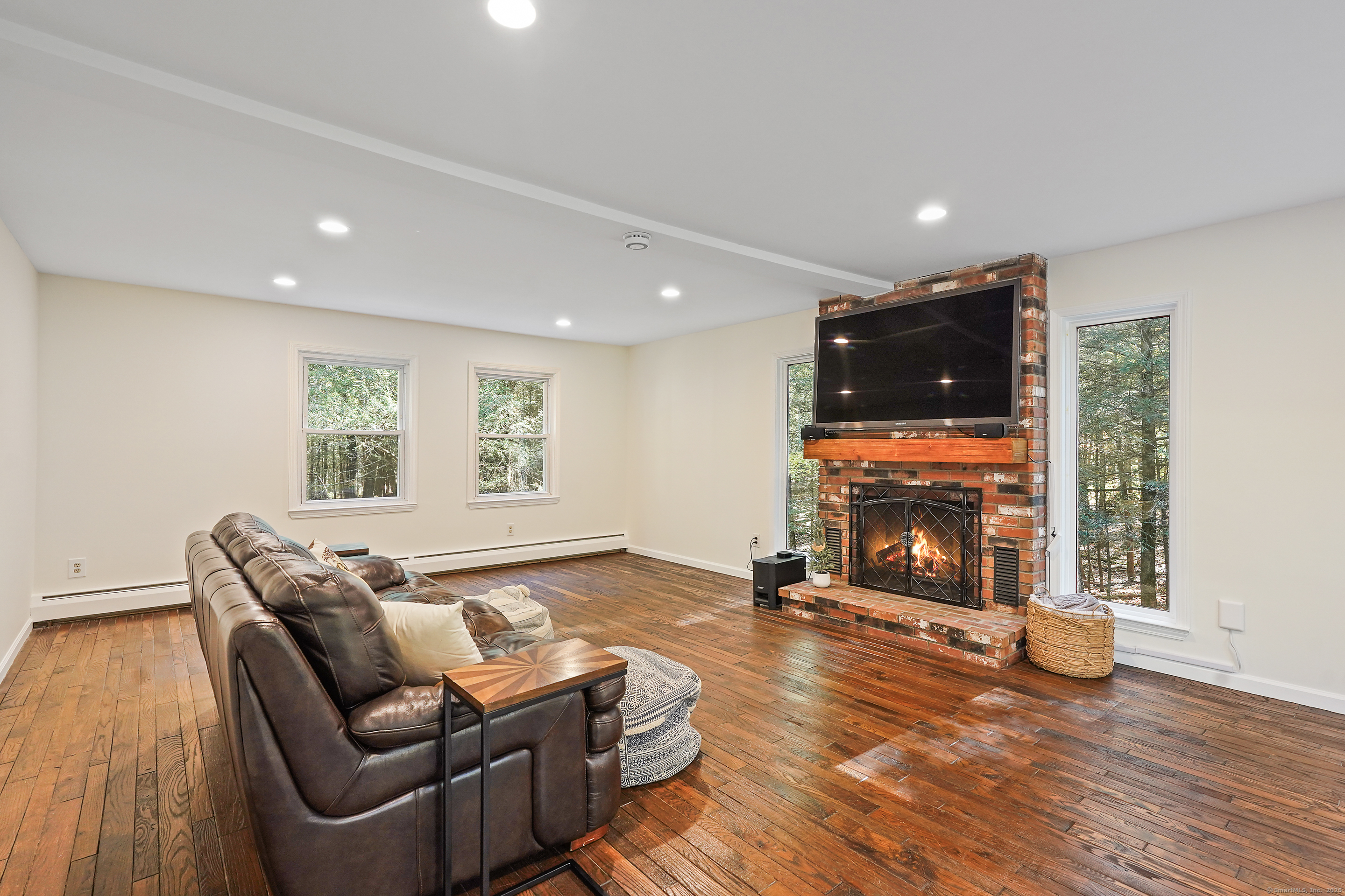 19 Kimberly Drive Brookfield CT 06804