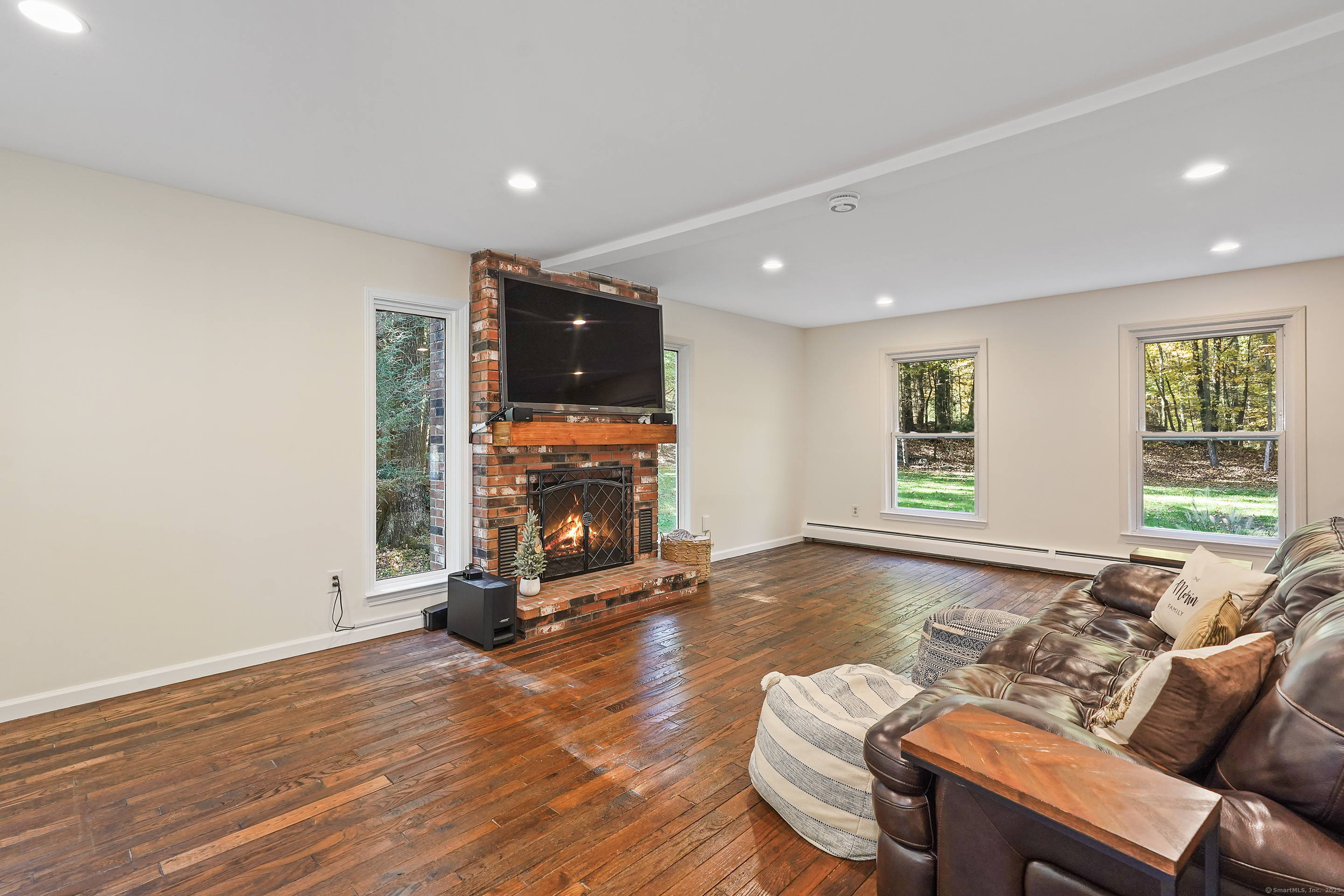 19 Kimberly Drive Brookfield CT 06804