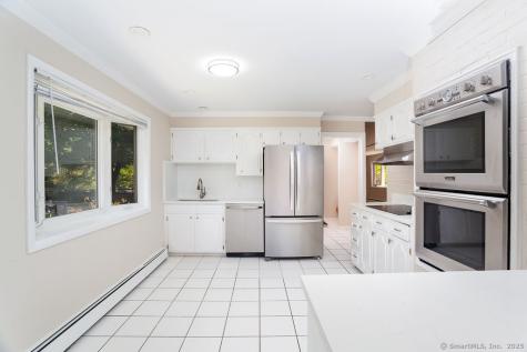 32 Redwood Drive Bethel CT 06801