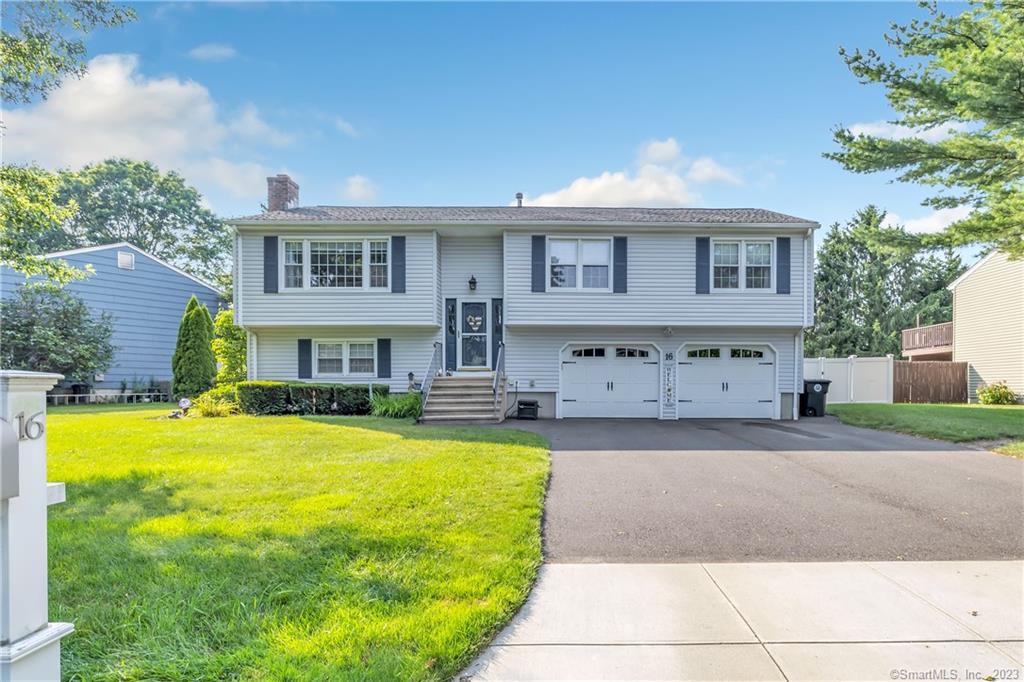 16 Londonderry Lane Milford CT 06460