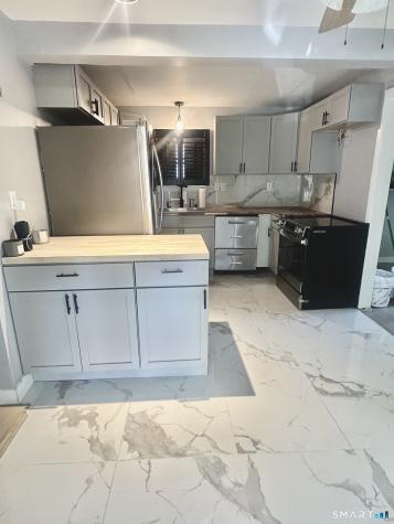 51 North Cliff Street Norwich CT 06360