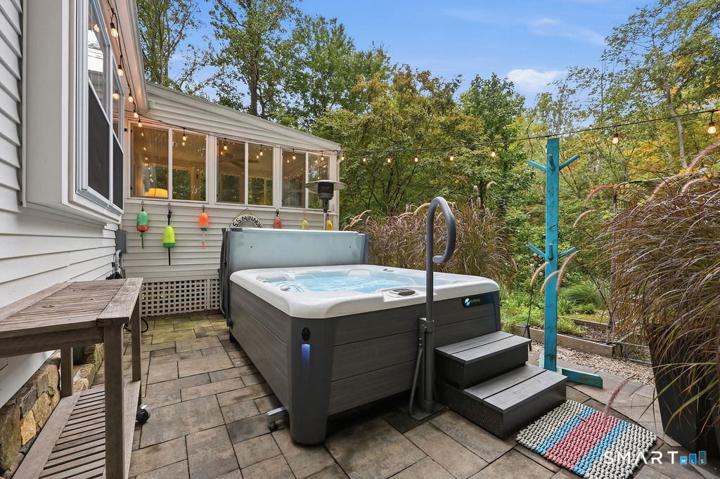 32 Wellsweep Drive Madison CT 06443