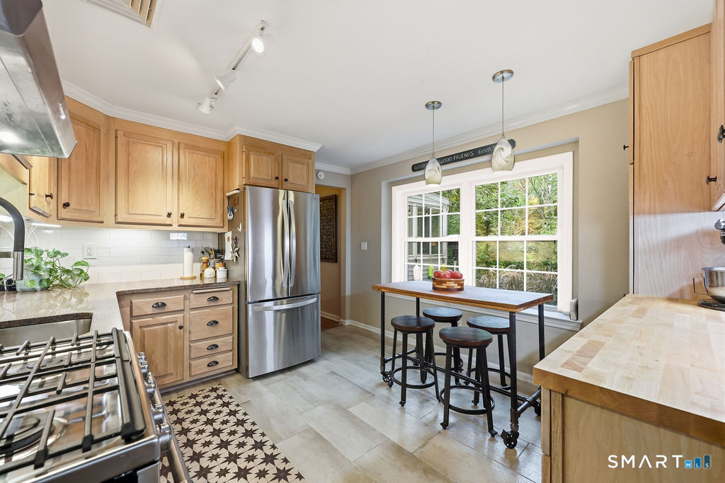 32 Wellsweep Drive Madison CT 06443