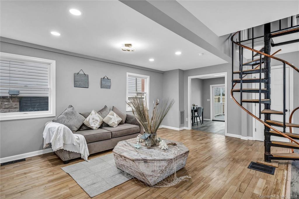 45 Arlington Street West Haven CT 06516