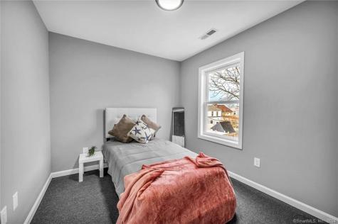 45 Arlington Street West Haven CT 06516