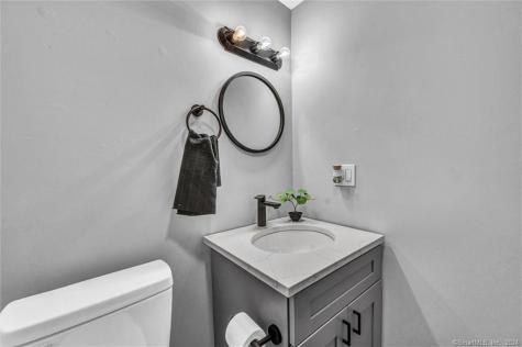 45 Arlington Street West Haven CT 06516