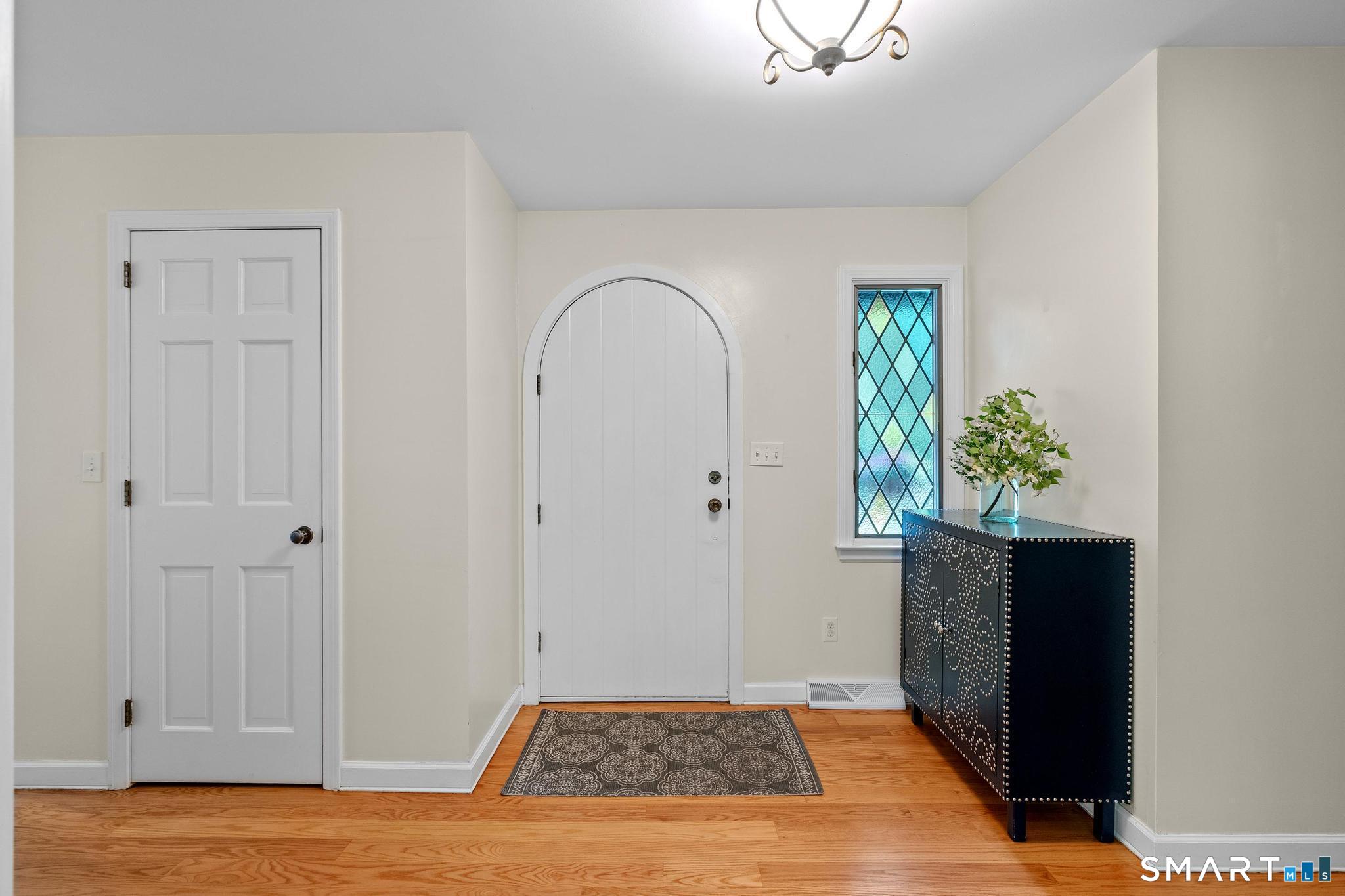 15 Camille Lane Simsbury CT 06092