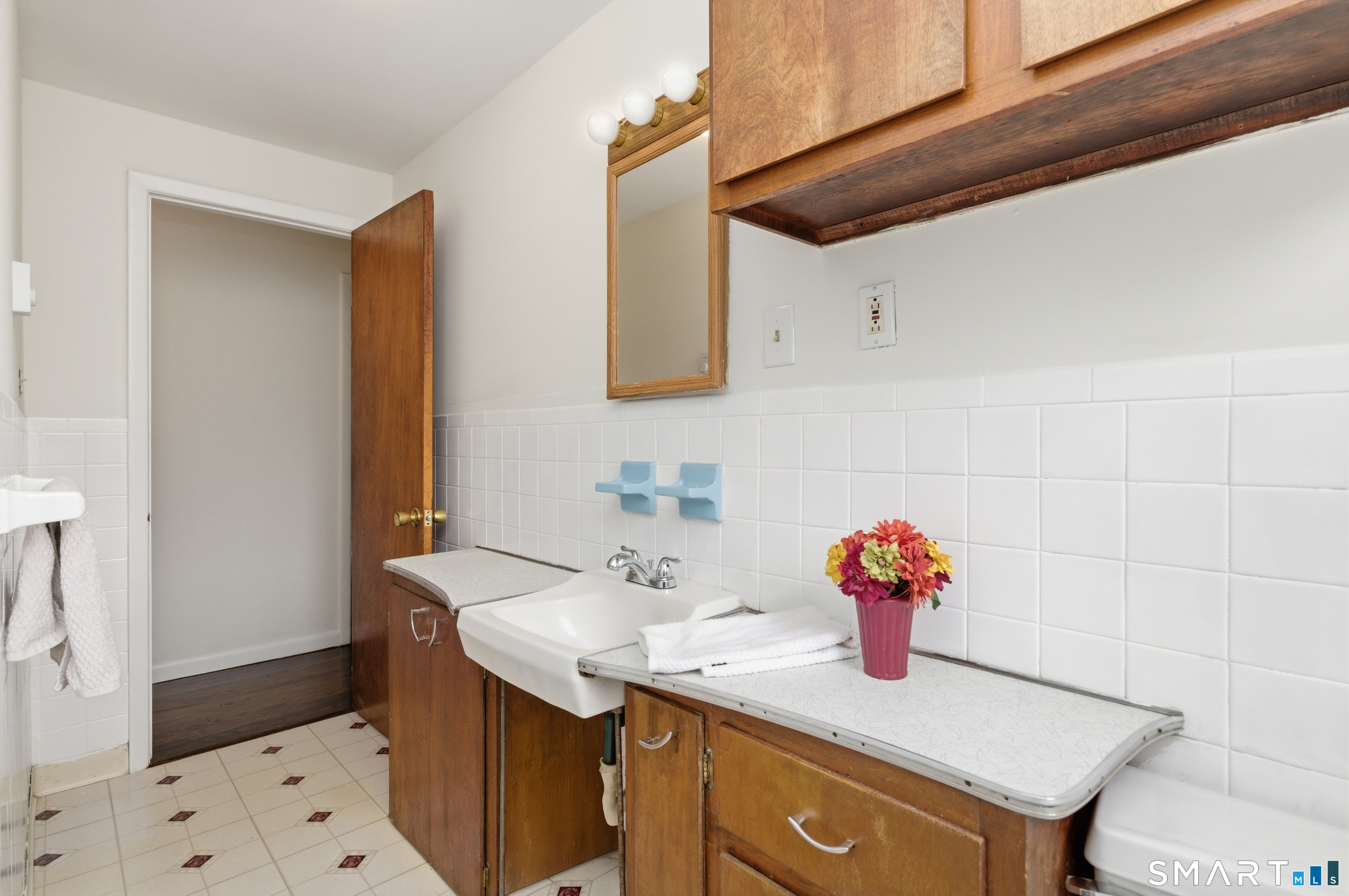 114 Tosun Road Wolcott CT 06716
