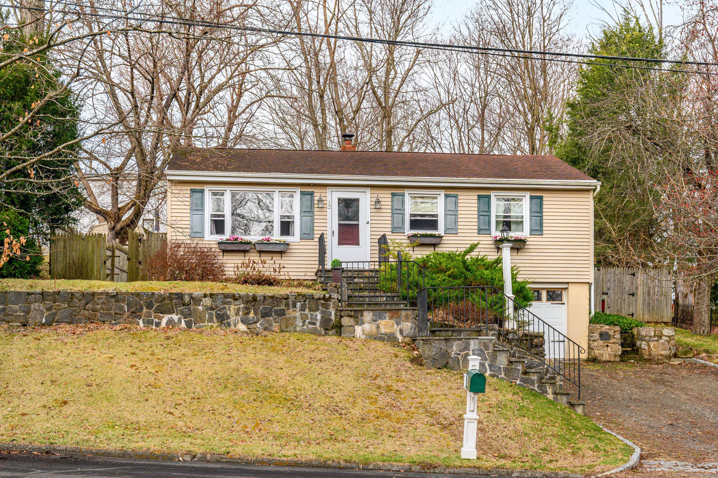 12 Berkshire Drive Brookfield CT 06804